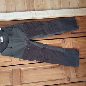 Men's Fjallraven Keb Gator pants. US 32"x32"